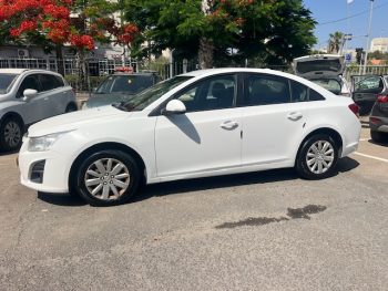 CHEVROLET CRUZ 2011 LT