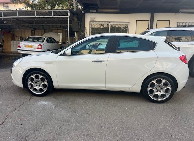 
								ALFA ROMEO GIULIETTA 2013 1400T Полный									
