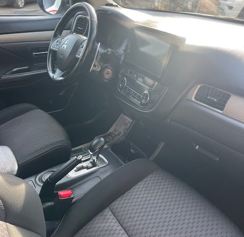 MITSUBISHI OUTLANDER 2015 intense Полный