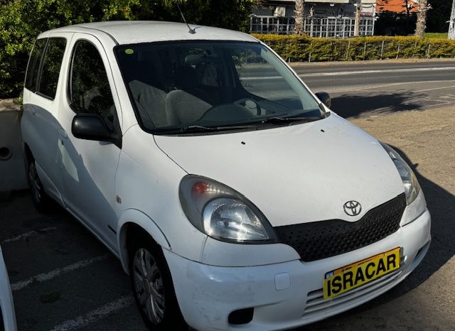 
								TOYOTA YARIS 2002 verso Полный									