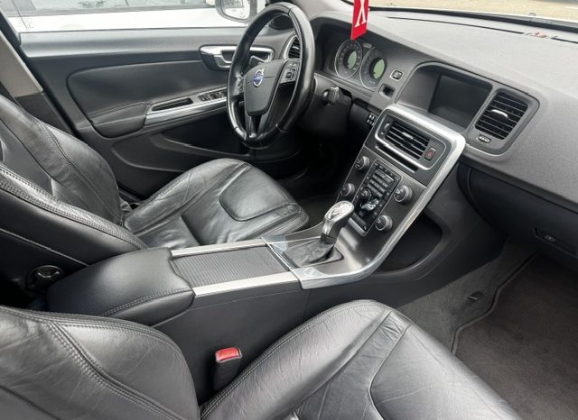 
								VOLVO S 60 T4 2013 Полный									