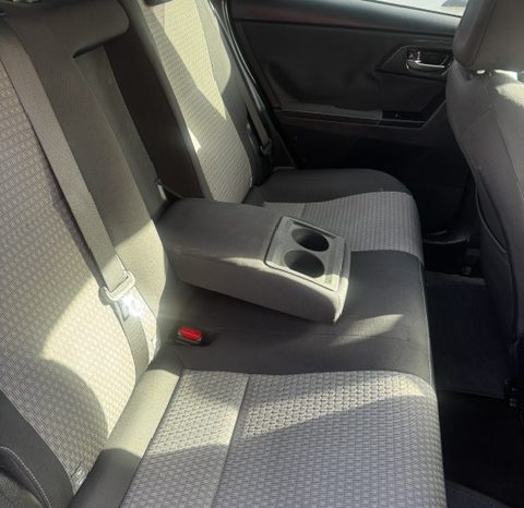 TOYOTA AURIS hybrid 2017 Полный