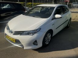 TOYOTA AURIS 2014 HYBRID
