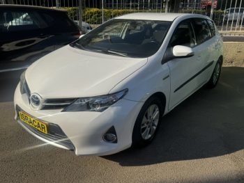 TOYOTA AURIS 2014 HYBRID